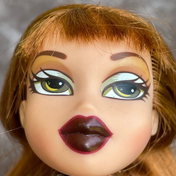 Bratz Xpress It Meygan Doll Vintage 2001 Shoes Clothes MGA Entertainment READ - Picture 2 of 13